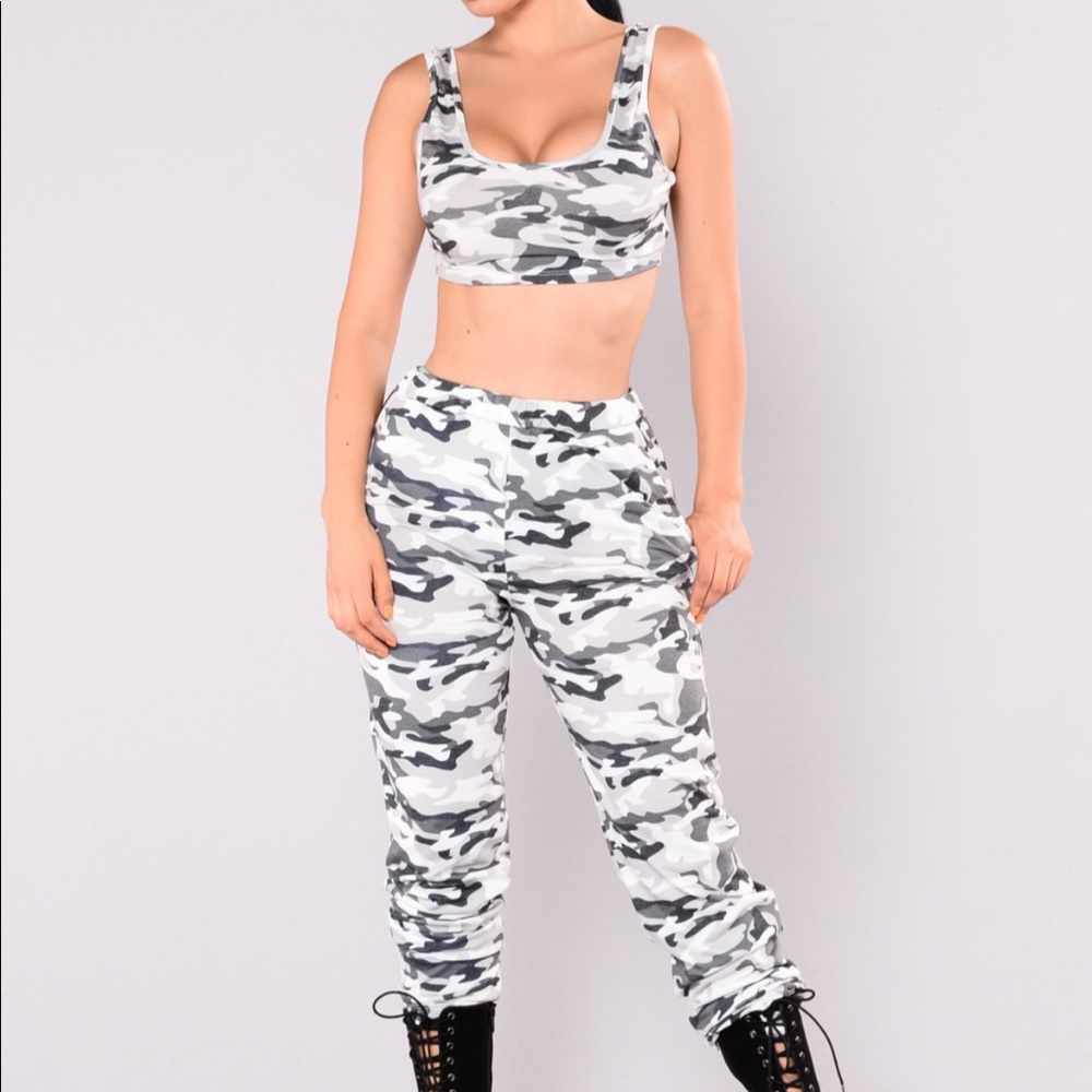 Gray Camouflage Set
